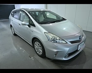TOYOTA PRIUS ALPHA S