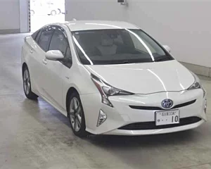 TOYOTA PRIUS S Touring Selection